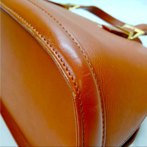 Valentino Garavani Hand Bag  Brown Leather made in Italy 🇮🇹 - Picture 6 of 8